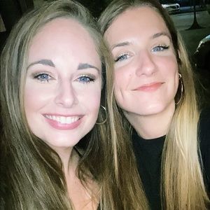 Meet your Posher, Jillian